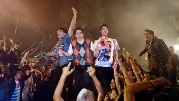 Zasłona do filmu "Projekt X" #1825113