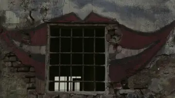 Zasłona do filmu "La casa dalle finestre che ridono" #989441