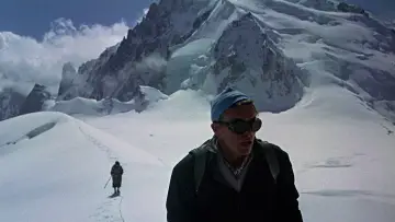 Zasłona do filmu "Śniegi w żałobie" #496773