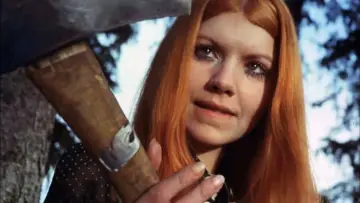 Zasłona do filmu "Cannibal Girls" #1785524