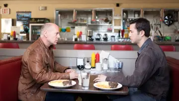 Zasłona do filmu "Looper - Pętla czasu" #256013
