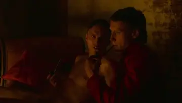 Zasłona do filmu "Prawdziwa historia gangu Kelly
