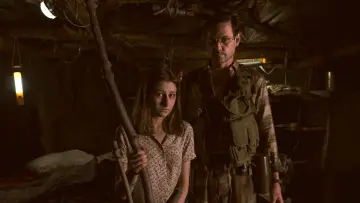 Zasłona do filmu "Girl in the Bunker" #465895