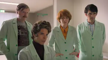 Zasłona do filmu "Kwiat szczęścia" #385888