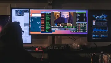 Zasłona do filmu "Dark Web: Usuń znajomego" #331213