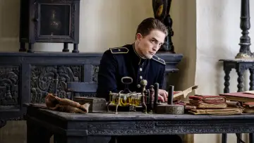 Zasłona do filmu "Czekając na barbarzyńców" #310789