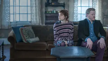 Zasłona do filmu "Może pora z tym skończyć" #276538