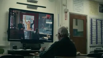 Zasłona do filmu "Może pora z tym skończyć" #872117