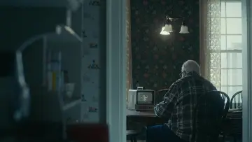 Zasłona do filmu "Może pora z tym skończyć" #872139