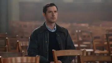Zasłona do filmu "Dzięki Bogu" #235583