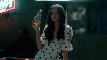 Zasłona do filmu "Złodziej i oszustka" #1005573