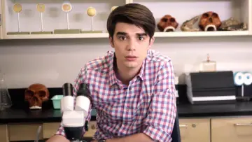 Zasłona do filmu "Alex Strangelove" #277746