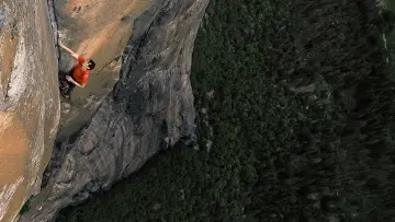 Zasłona do filmu "Free Solo: ekstremalna wspinaczka" #379896
