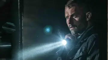 Zasłona do filmu "Pusty Człowiek" #302065