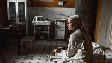 Zasłona do filmu "Wysoka dziewczyna" #1011088