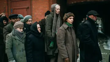 Zasłona do filmu "Wysoka dziewczyna" #354640