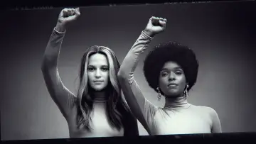 Zasłona do filmu "Gloria Steinem. Moje życie w drodze" #459266