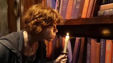 Zasłona do filmu "Nancy Drew i ukryte schody" #403881