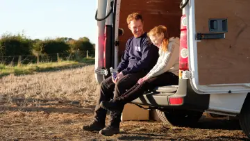 Zasłona do filmu "Nie ma nas w domu" #220971
