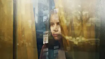 Zasłona do filmu "Kobieta w Oknie" #307806