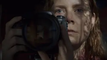 Zasłona do filmu "Kobieta w Oknie" #307813