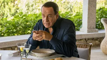 Zasłona do filmu "Loro 2" #233514