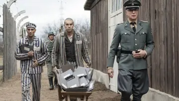 Zasłona do filmu "Fotograf z Mauthausen" #992731