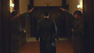 Zasłona do filmu "Człowiek, który zabił Hitlera i Wielką Stopę" #424636