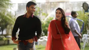 Zasłona do filmu "సమ్మోహనం" #1158609
