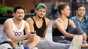 Zasłona do filmu "Let