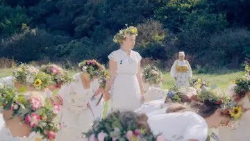 Zasłona do filmu "Midsommar. W biały dzień" #235139