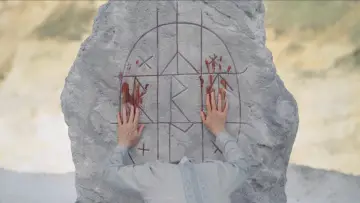 Zasłona do filmu "Midsommar. W biały dzień" #235141