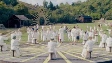 Zasłona do filmu "Midsommar. W biały dzień" #235147