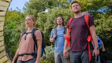 Zasłona do filmu "Midsommar. W biały dzień" #235180