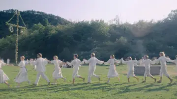 Zasłona do filmu "Midsommar. W biały dzień" #589018