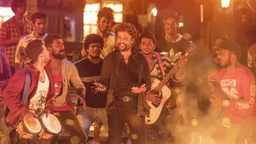 Zasłona do filmu "பேட்ட" #1651634