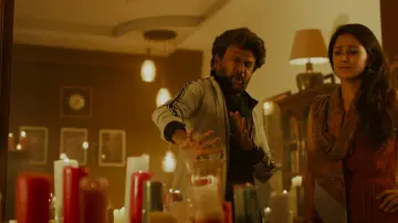 Zasłona do filmu "பேட்ட" #1651663