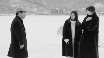 Zasłona do filmu "강변호텔" #429132