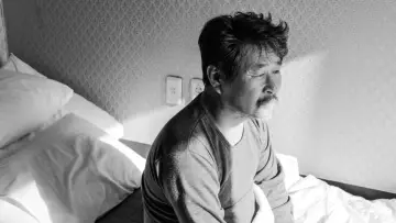 Zasłona do filmu "강변호텔" #429136