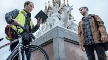 Zasłona do filmu "Brexit: Dzika Wojna" #360497