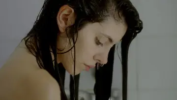 Zasłona do filmu "Mia" #431946