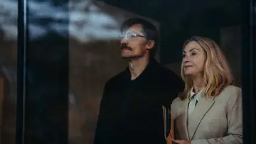 Zasłona do filmu "Hotel dla samobójców" #471162