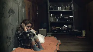 Zasłona do filmu "Odmieńcy" #264997