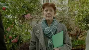 Zasłona do filmu "Unreal Estate" #1263576