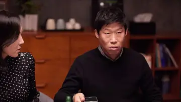Zasłona do filmu "완벽한 타인" #409009