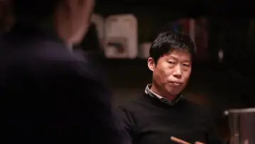 Zasłona do filmu "완벽한 타인" #409011