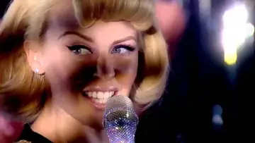 Zasłona do filmu "The Kylie Show" #1807253