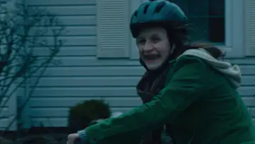 Zasłona do filmu "Mroczne Wody" #859715