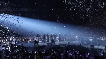Zasłona do filmu "번 더 스테이지: 더 무비" #397705