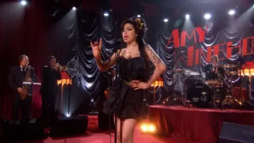 Zasłona do filmu "Classic Albums: Amy Winehouse - Back to Black" #1085342